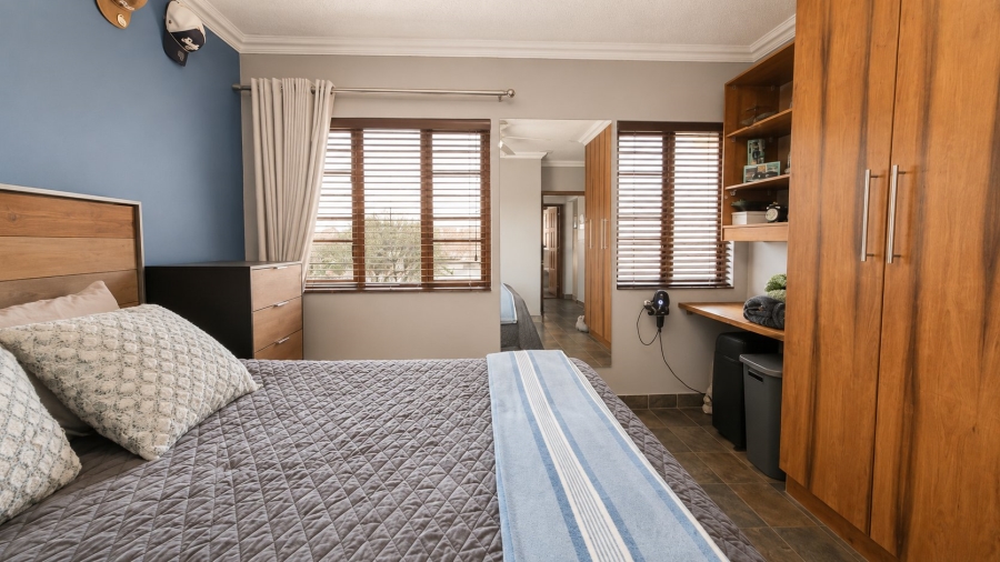  Bedroom Property for Sale in Bult South North West